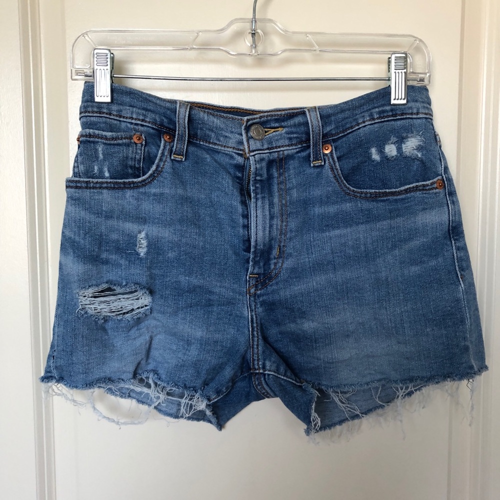 Levis Denim shorts size 27